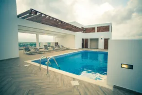 Serviced Studio Apartment with hotel Amenities - Image 4