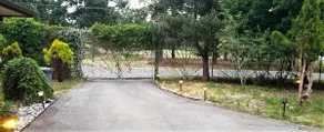 2.5 Acre Estate in Beautiful Victoria B.C. - Image 3