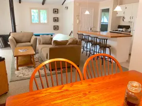 Private Cozy Chalet Getaway - Image 4