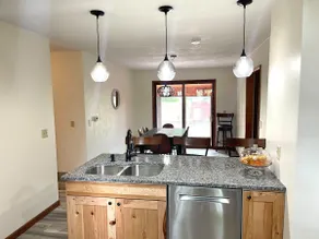 Quiet Oaks Cottage - Image 4