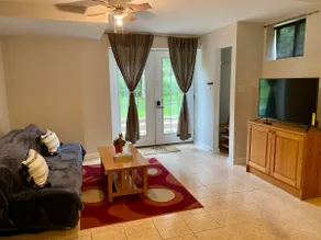2 BR/1.5 Bath Basement, Private Entrance & Parking - Image 2