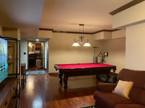 Private, Cozy, Luxurious Full Basement Apartment - Image 5
