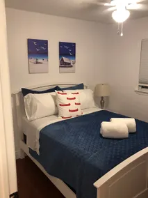 Baywatch Cottage on the bay - Image 3