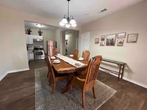 3BR/2BA Ft Worth Home by Stockyards and Hot Spots - Image 3