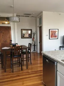 Downtown Grinnell Loft - Image 5