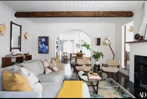 Charming Spanish Bungalow w/ Hot Tub & Parking - Image 2
