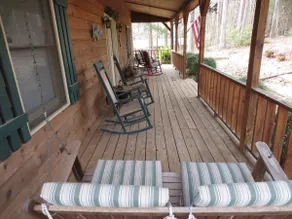 Cozy rustic cabin on Lake Hartwell.  Book a Fall getaway today! - Image 3
