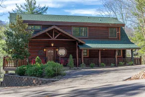Large Secluded 5 BR Pigeon Forge Area Tennessee Cabin - Image 2