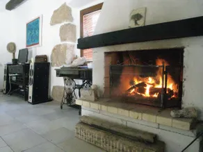 Stone house apartment, 80m2+air&stone&wood&fire - Image 3