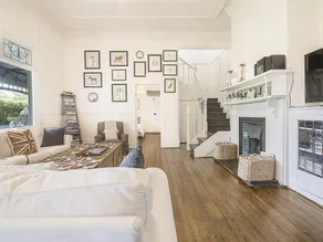 Best-views Healesville - house with pool (5- bed) - Image 4
