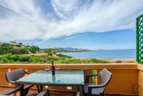 VILLA MARY, FOR PRIVATE ACCOMMODATION. - Image 2