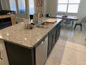 Brand New Modern 3bedroom home - Image 4