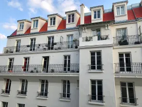 quiet apartment, with balcony, mobility lease - Image 2