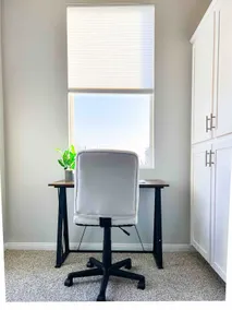 Modern gem w/ workspace +Wi-Fi + Self Check-In - Image 2
