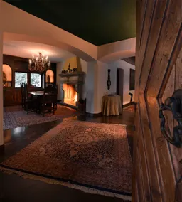 VILLA BETWEEN VENICE AND THE DOLOMITES IN THE TERRITORY OF PROSECCO D.O.C.G. - Image 3