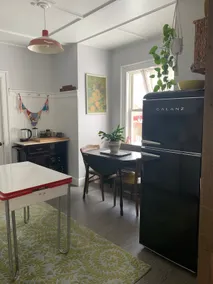 Downtown Apartment A - Image 3