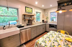 Abode of Joy, 3 bedroom bungalow near U of O - Image 3