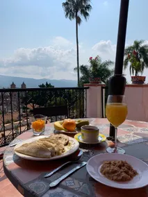 ”La Terraza de Guadalupe” Private Loft downtown Taxco - Image 3