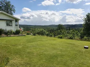 Cottage with beautiful views of the lake - Image 3