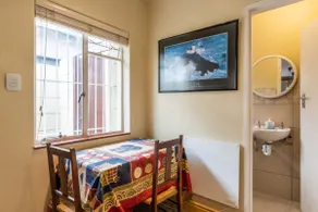 Grace Cottage-Spacious flat in family neighborhood - Image 4