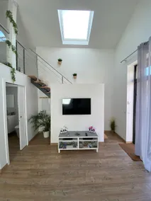 La Grange - Image 2