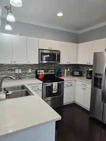 5-min Walk to Stadium, Modern 2BR/2BA w/ 2 Parking - Image 4