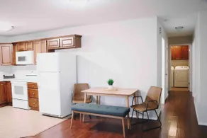 New! 3 bd/ 2 bath Townhome - Ping Pong Table - Image 5