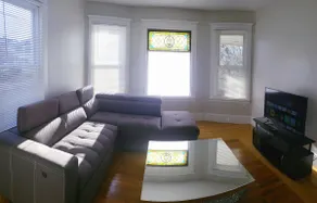 Bright and cozy 3 bedroom apartment in Chicopee - Image 3