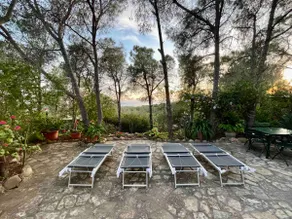 CAPITANA 8 Bedroom Villa with Direct Access to the Beach and Vast Garden - Image 2