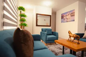 Nice house in a private waterfront development - Image 2