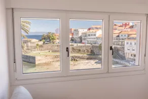 Finisterre apartment with ocean and beach views - Image 2