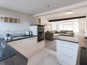 The Rooftop at Mayfield, Luxury apartment - Image 2