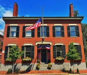 The Mason Suite of Salem - Image 5