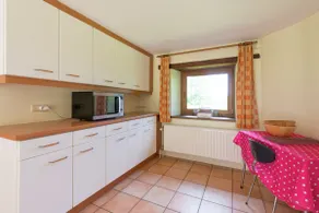 Rustic Cottage in Jevigné - Image 4