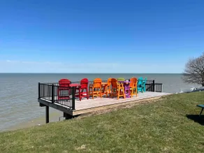 Peaceful updated lakefront (1of2) 6615 Swetland - Image 2