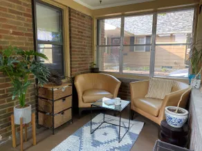 Charming Des Moines Home with a GREAT location! - Image 4