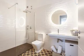 Charming apartment in the historic center - Image 5