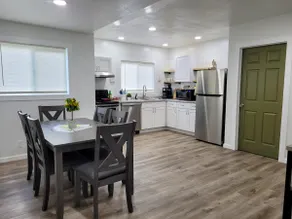 Spacious 4BR w/Arcade, Pet Friendly, near Beaches - Image 5