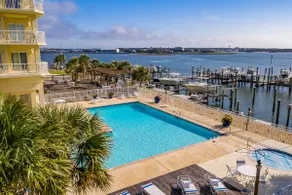 Waterfront Condo Getaway - Image 5