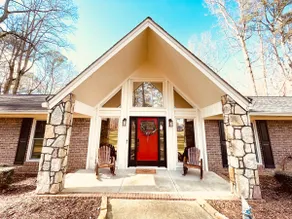 Cozy staycation home - Image 2