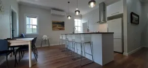Quiet, convenient, spacious comfort in Goulburn - Image 4