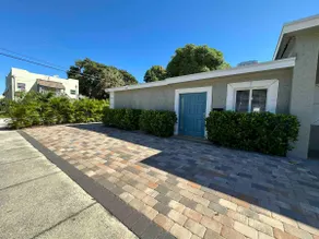 Northwood 2 bedroom villa - Image 3