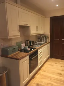 Nanny Quinn's Apartment - Image 4