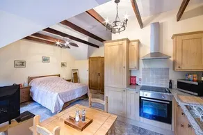 Woodleighton Cottages - Image 5
