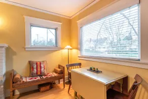 Cozy, Artsy St Johns Bungalow - Image 5