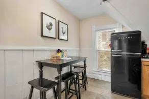 Rare Find, Cozy Downtown Loft with Capital Views - Image 3