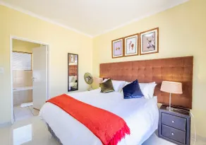 Bougain Villa Apartment - Image 2