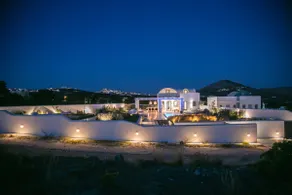 Philosophia Luxury Villa - Image 2