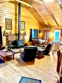 Rustic Cozy Log Cabin in Kachina Village sleeps 4 - Image 4