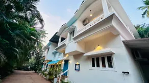 Love Chimes 💕 Villa Goa -WiFi Cabana Jaccuzi Pool - Image 5